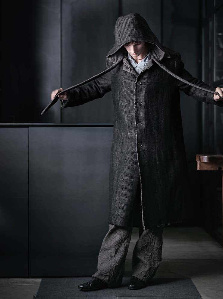 K'ANG<br>UNISEX OVERSIZE DETACHBLE HOOD REVERSIBLE COAT / OFF BLACK + BROWN