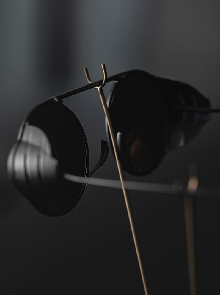 RIGARDS × BORIS BIDJAN SABERI<br/>TITANIUM フレームサングラス / ANTIQUE BRACK / RG1011BBS
