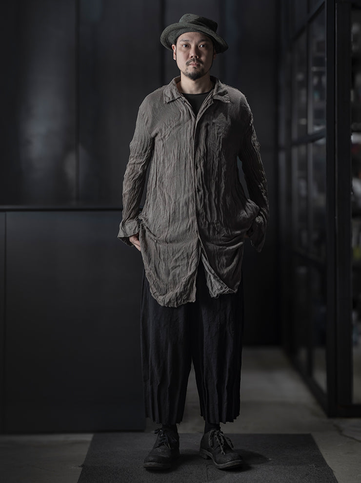 CHIAHUNG-SU<br> UNISEX HAND WOVEN MUD DYED BREATHABLE SHIRT / WEATHERED OAK