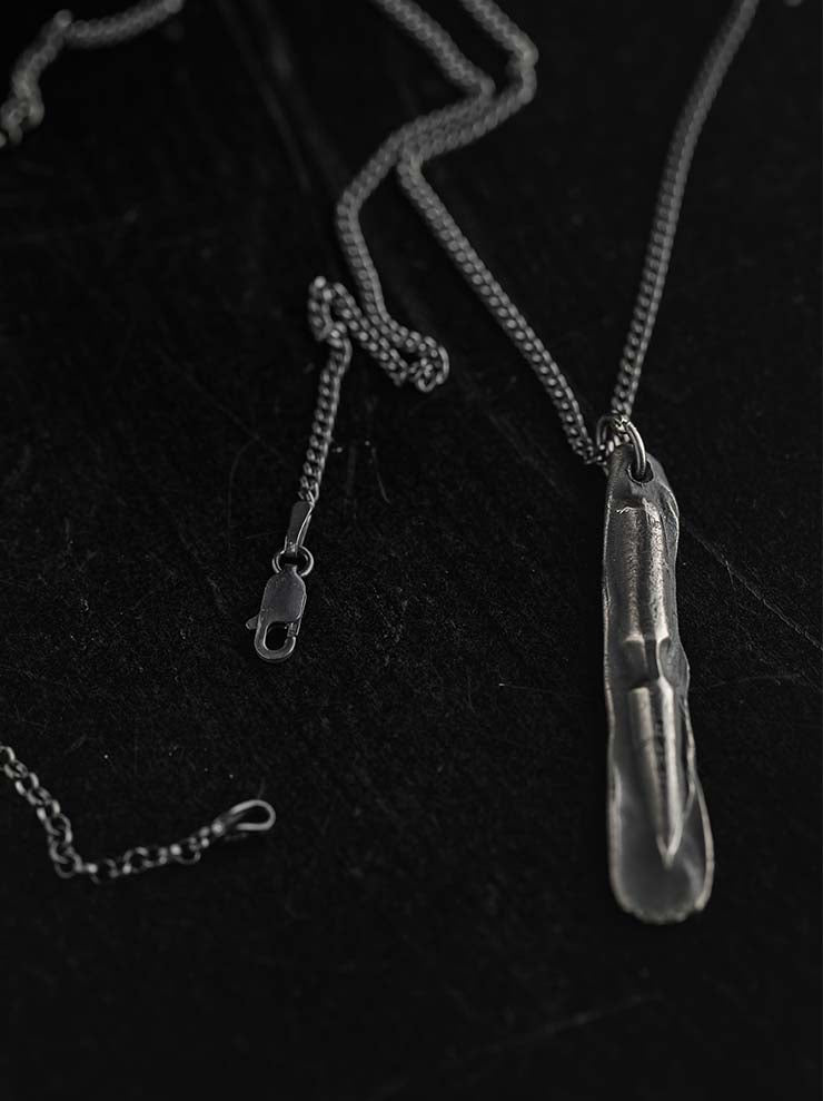 DETAJ<br>FRAGMENS OF REMINISCENCE SILVER NECKLACE / FR-PEN-N02