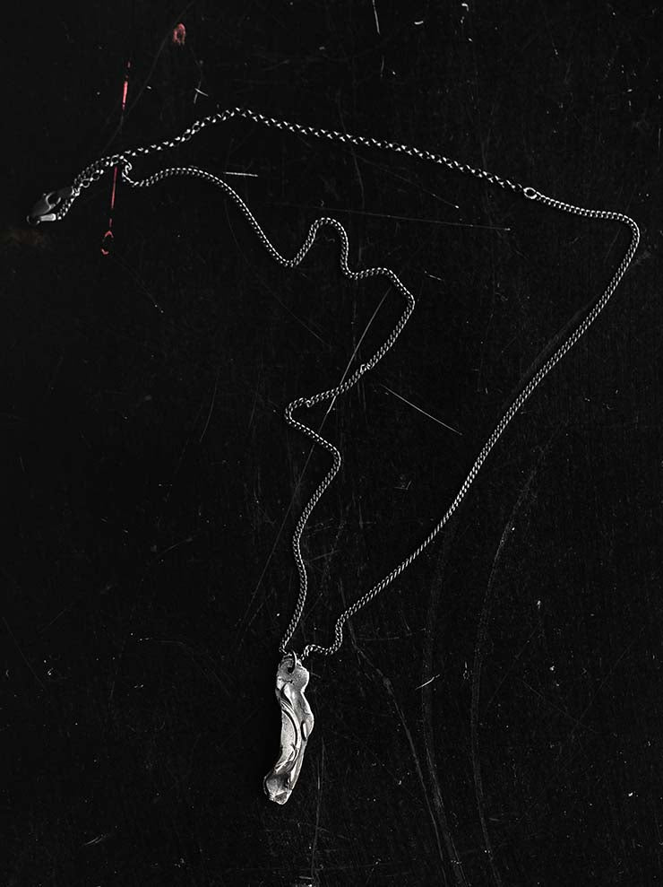 DETAJ<br>FRAGMENS OF REMINISCENCE SILVER NECKLACE / FR-WATCH-N01