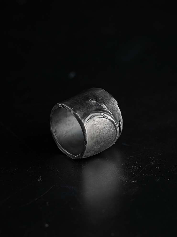 DETAJ<br>FRAGMENS OF REMINISCENCE SILVER RING / FR-WATCH-R01
