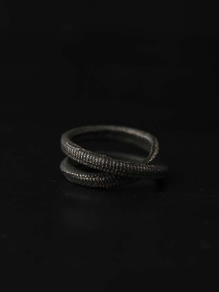 DETAJ <br>BANDAGE CROSS RING / RE-R01