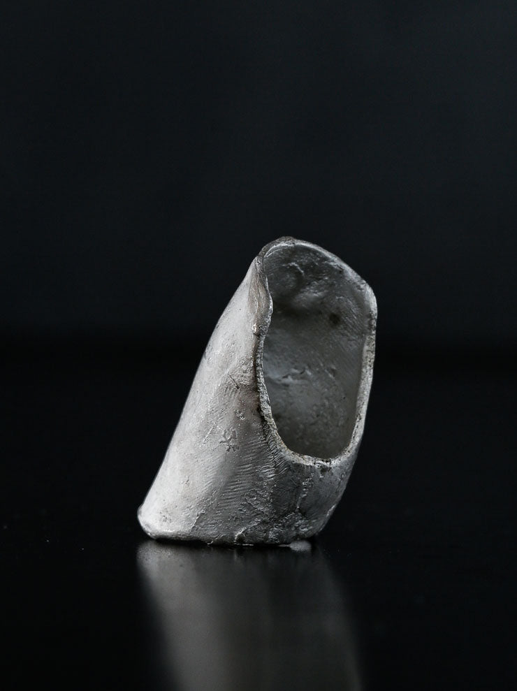 DETAJ<br> PRIMITIVE RING / WHITE