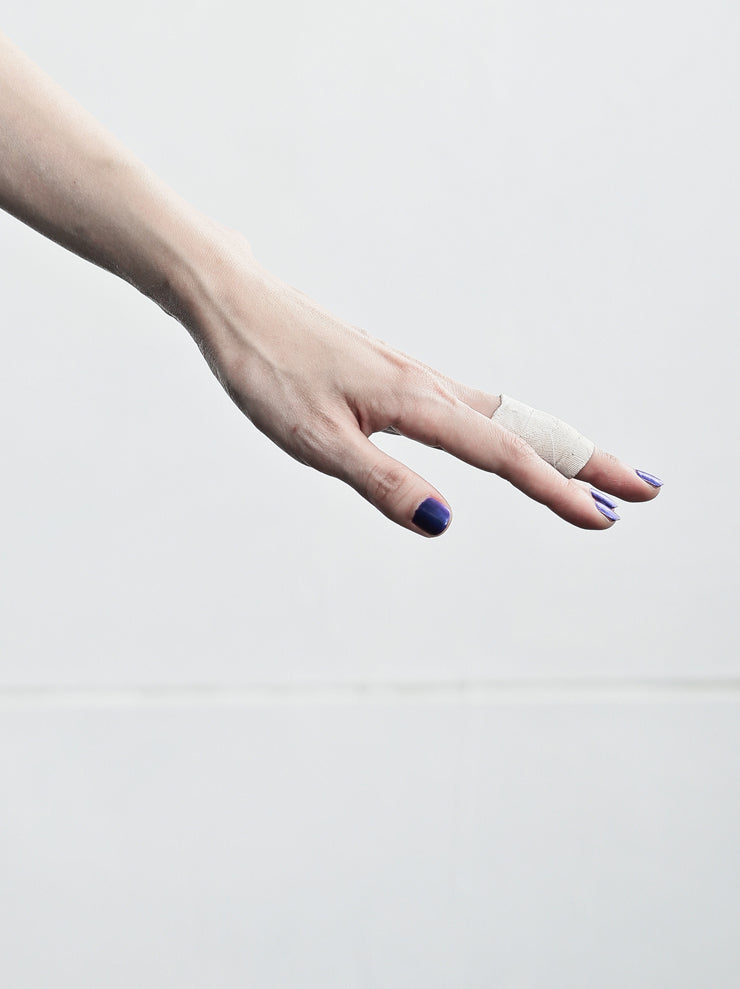 DETAJ<br> BANDAGE RING LONG / WHITE