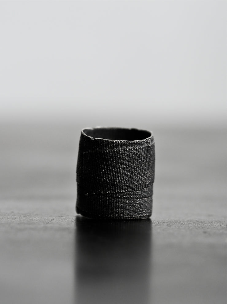 DETAJ <br>BANDAGE RING / BLACK