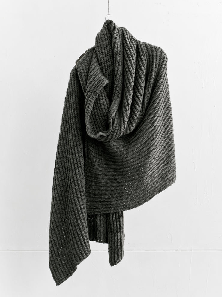 DANIEL ANDRESEN<br> AIRA Zip Stole MORO