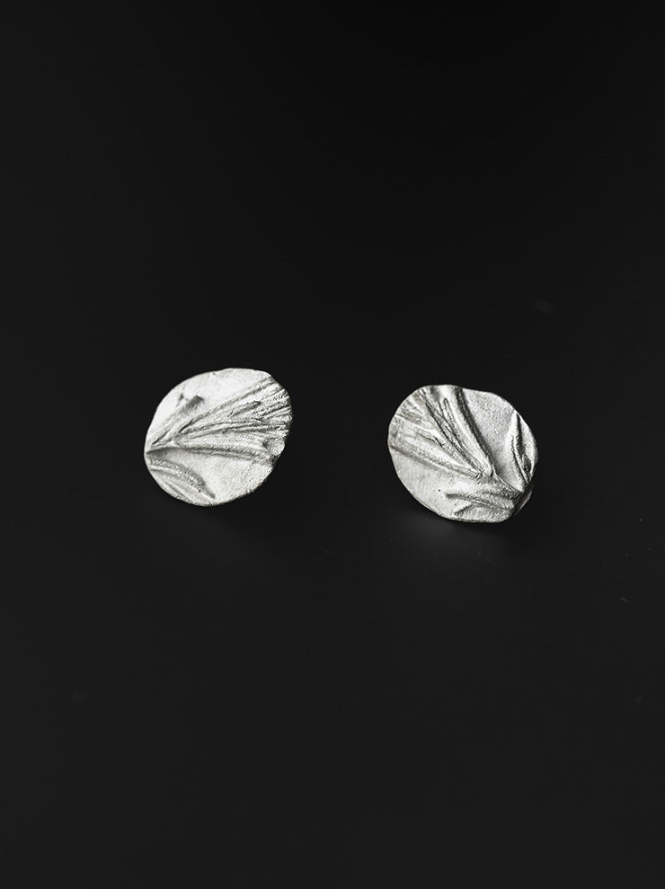 UMA WANG × DETAJ<br>HERB SILVER EARRINGS / ROSEMARY / WHITE