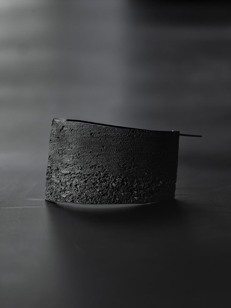 UMA WANG × DETAJ<br>CONCRETE SILVER EARRINGS / BLACK