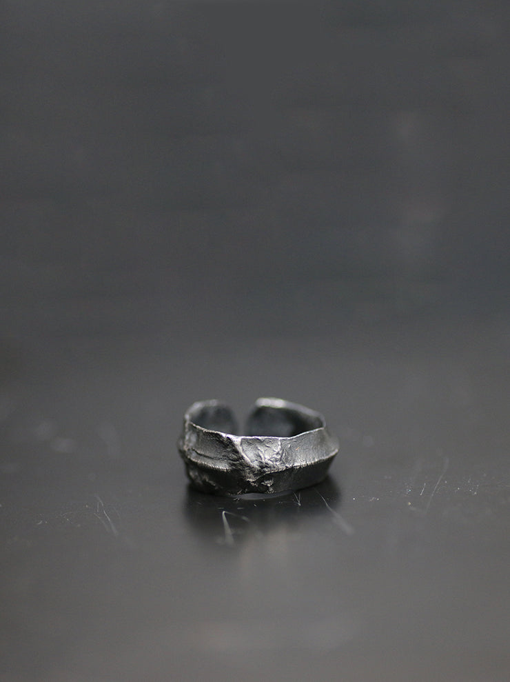 DETAJ <br>CRYSTALLIZATION RING / BLACK