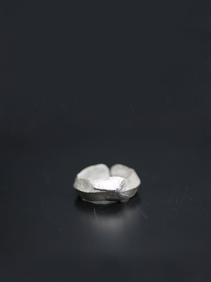 DETAJ <br>CRYSTALLIZATION RING / WHITE