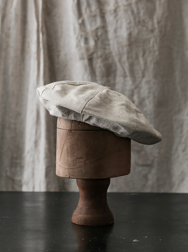 THE BACKWARD VENDOR<br> Picker hat / LINEN