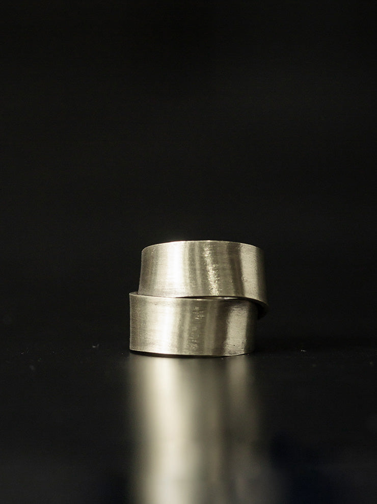 UMA WANG<br> COIL RING / MATTE GOLD
