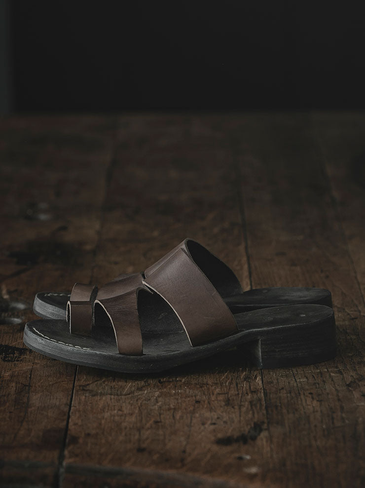 EMATYTE<br />WOMENS Calf Leather Sandal / Dark Brown