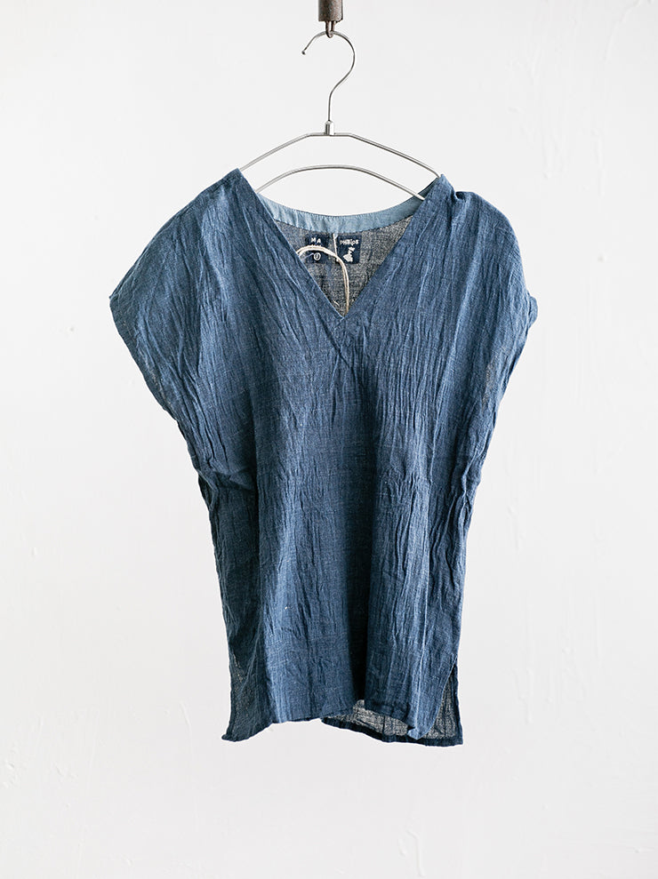 MAKU<br> Khadi cotton indigo V-neck tops