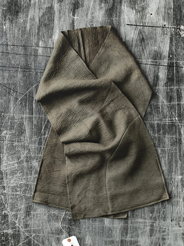 ATELIER SUPPAN<br>カシミアハンドウォーマースカーフ