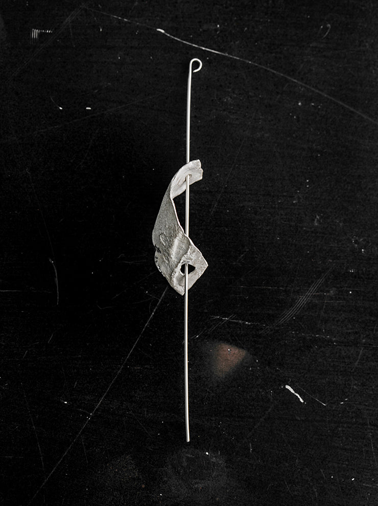UMA WANG × DETAJ<br> TOUHEN SILVER EARRING / WHITE