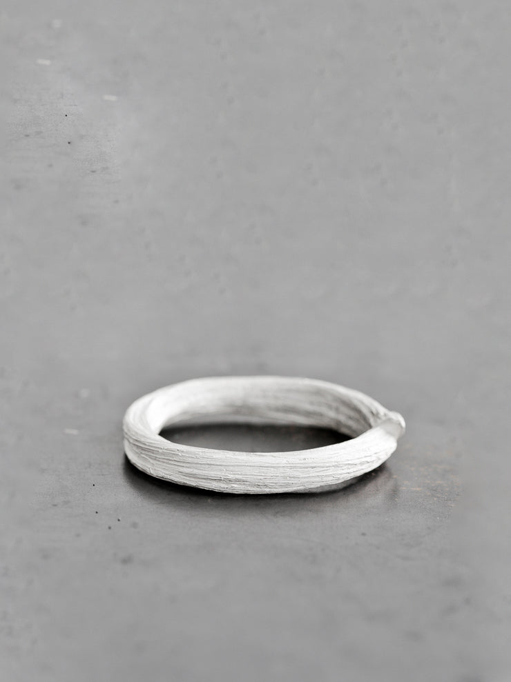 DETAJ <br>HAIR RING / WHITE