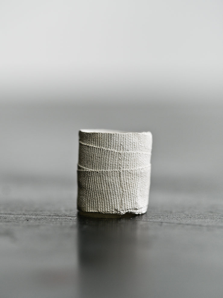 DETAJ BANDAGE RING / WHITE