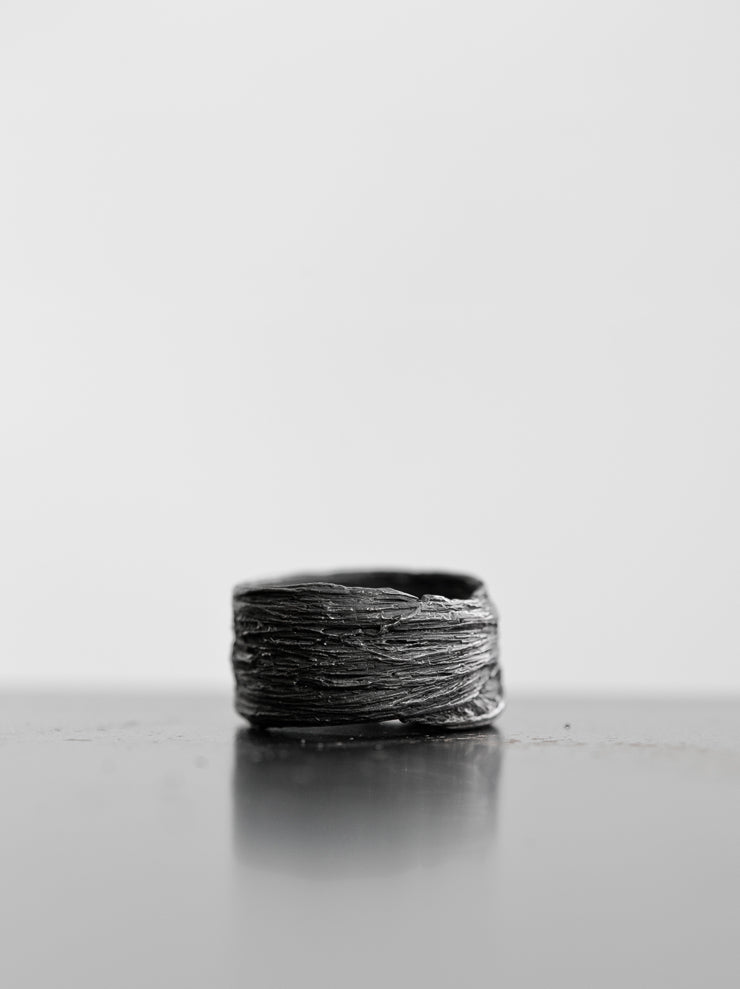 DETAJ <br>HAIR RING / BLACK