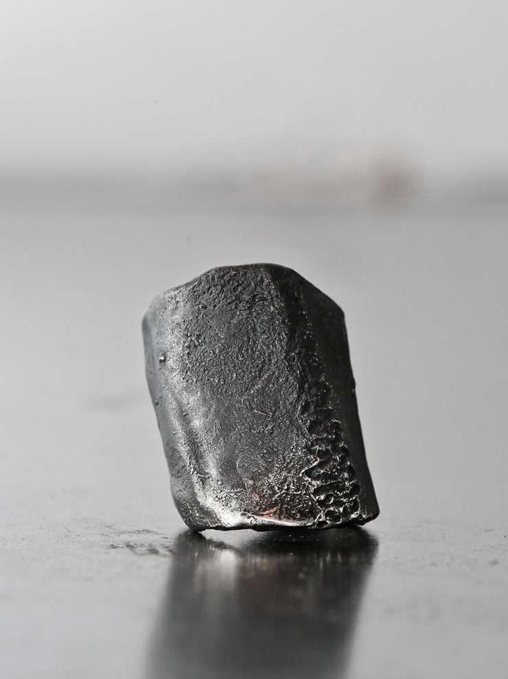 DETAJ<br> PRIMITIVE RING / BLACK