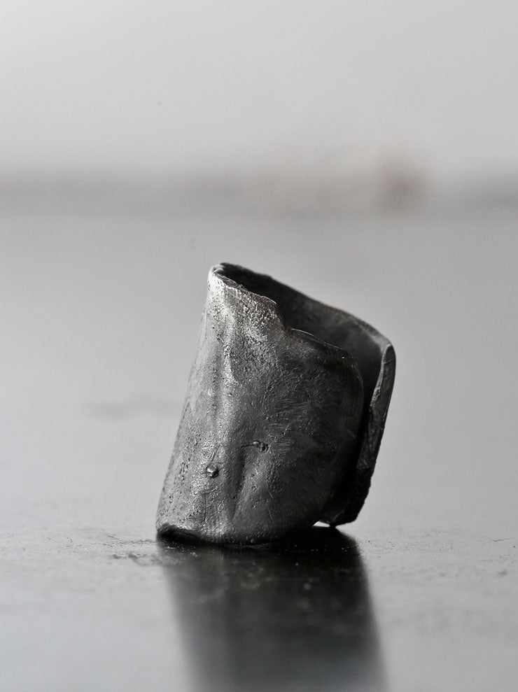 DETAJ<br> PRIMITIVE RING / BLACK