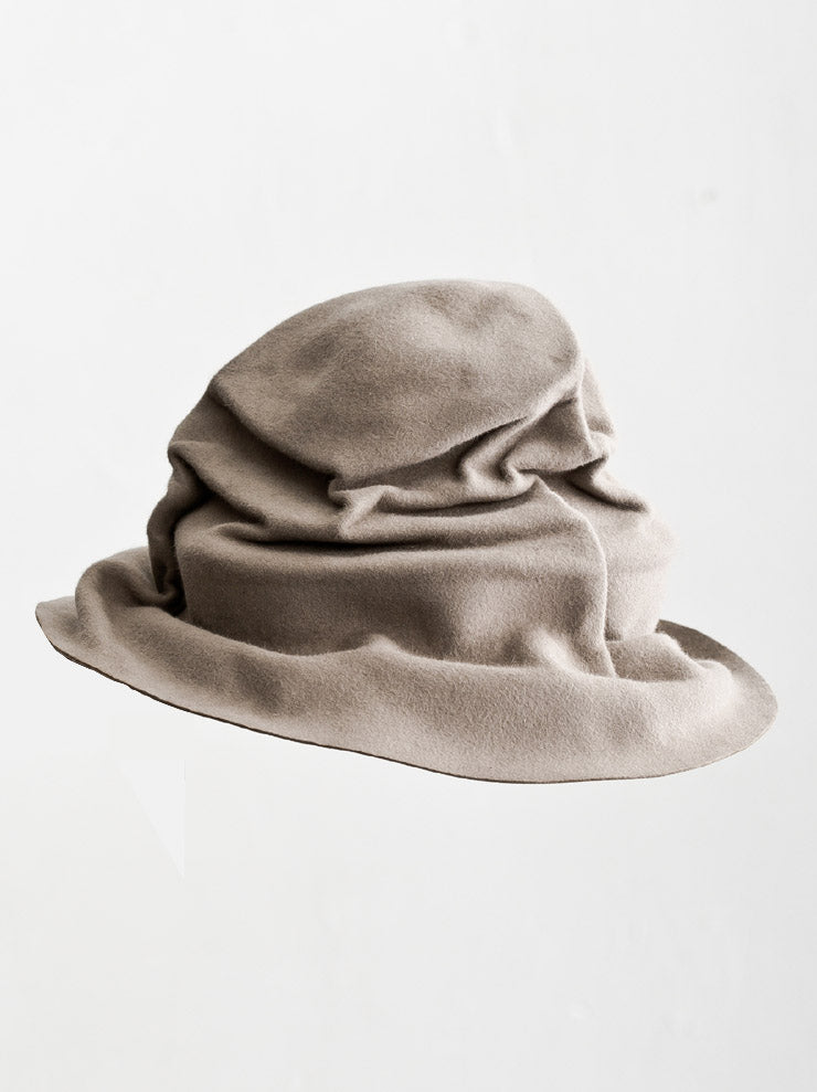 HORISAKI<br>プレーンラビットファークラッシャーハット BEIGE / GREY BAND