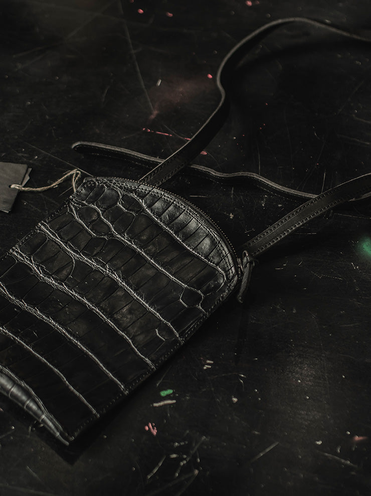 tagliovivo<br> Shoulder pouch / CROCODILE / BLACK