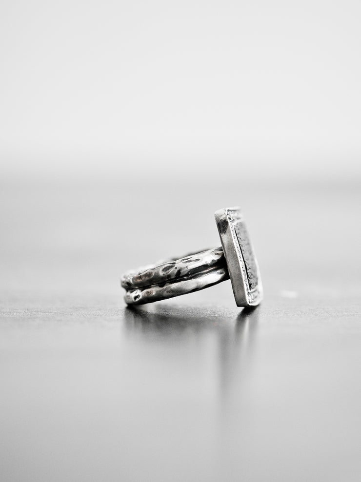 GUIDI <br>Silver x black diamond square ring G-AN04DN BLKT