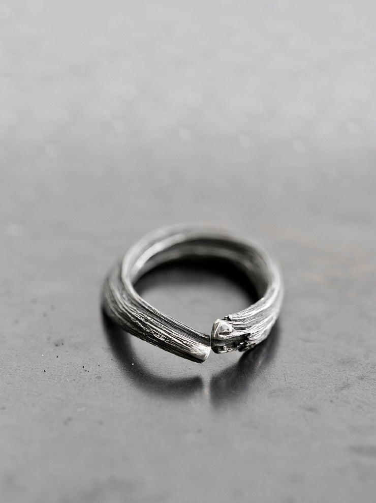 DETAJ <br>HAIR RING / BLACK