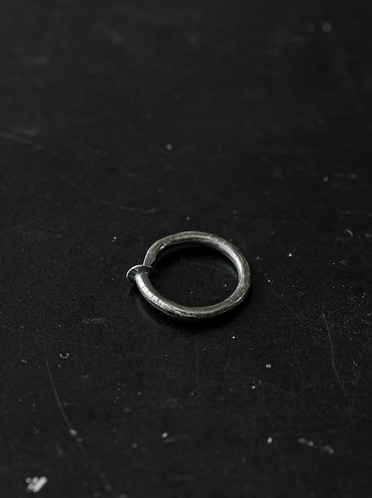 GUIDI<br> Silver spiral ring G-SPR1
