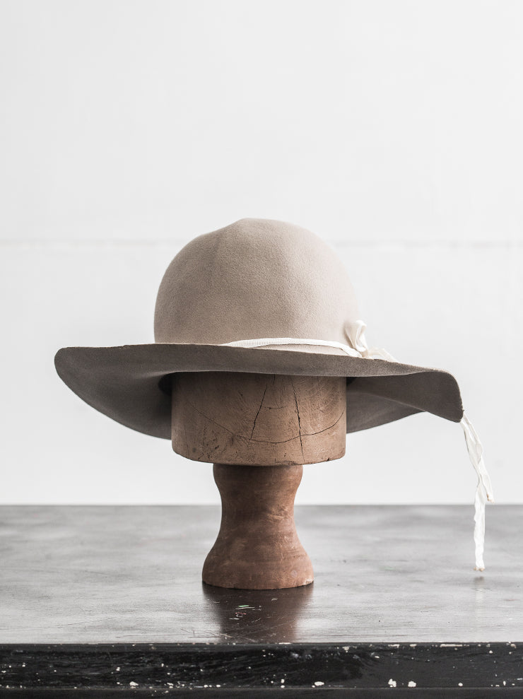 HORISAKI<br> BHKNYT00X Beaver Fur Felt Hat KALK