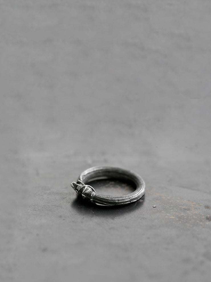 DETAJ <br>HAIR RING / BLACK