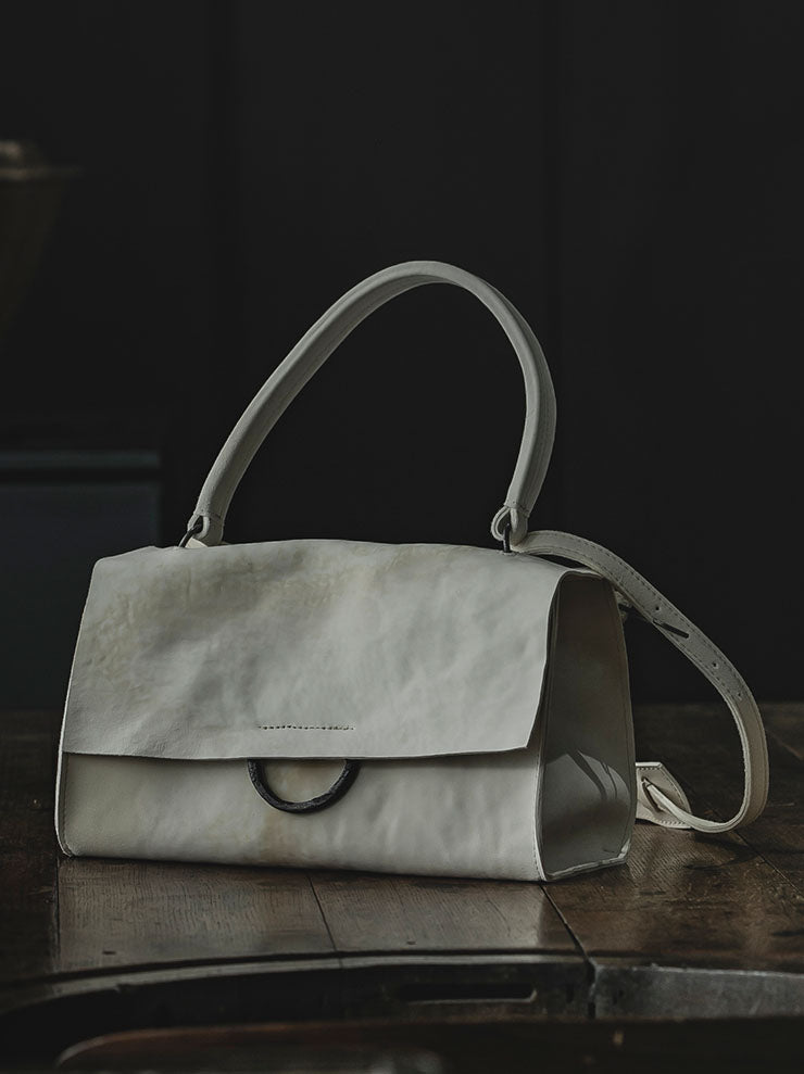 tagliovivo<br> Shoulder bag M / WHITE
