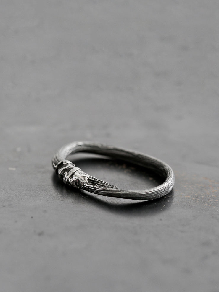 DETAJ <br>HAIR RING / BLACK