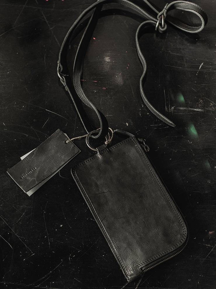 tagliovivo <br>Extra large zip wallet / CULATTA / BLACK