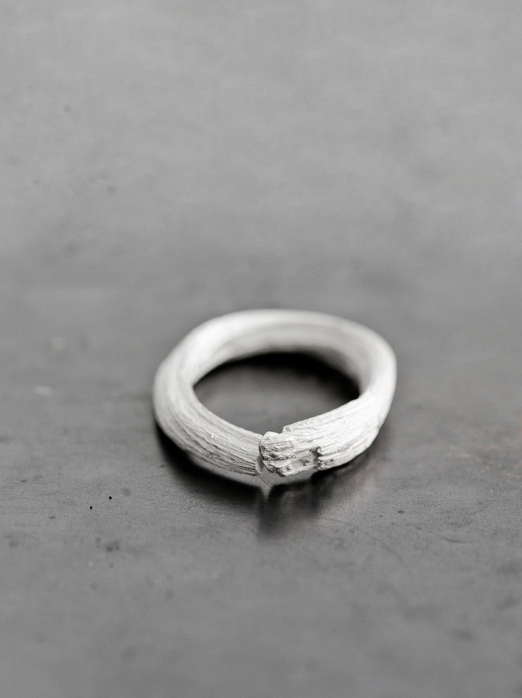 DETAJ <br>HAIR RING / WHITE