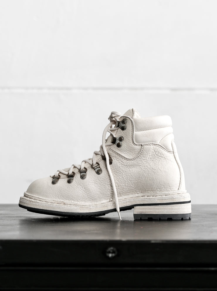 GUIDI<br />ウィメンズ ハイキングブーツ 19 WHITE CO00T / BISON FG