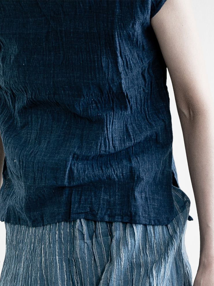 MAKU<br> Khadi cotton indigo V-neck tops