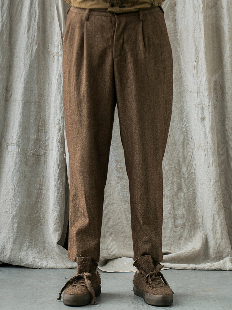 UMA WANG<br> Tuck pants / BROWN & TAN
