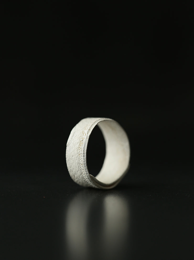 UMA WANG × DETAJ<br> VELVET SILVER RING / WHITE
