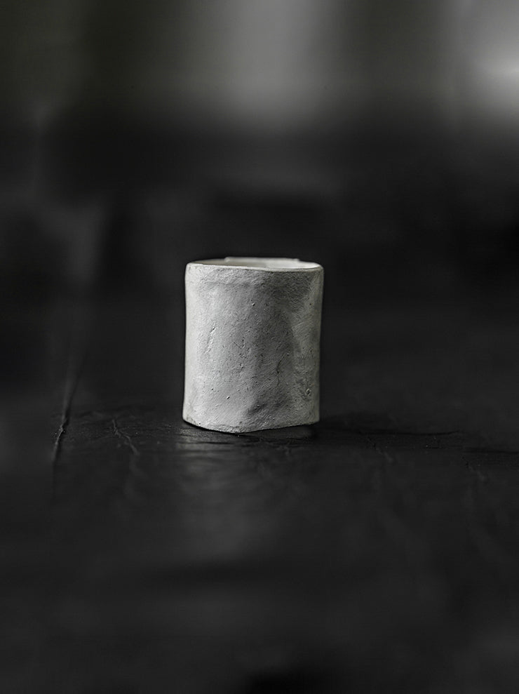 UMA WANG × DETAJ<br> KEYHOLE SILVER RING / WHITE