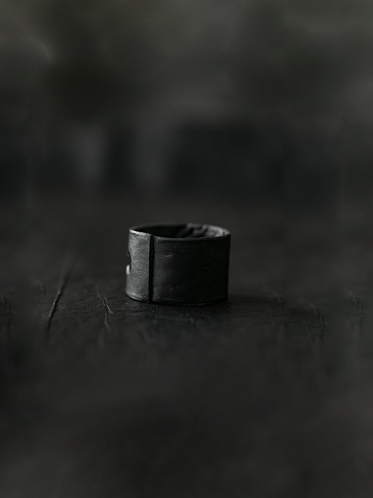 UMA WANG × DETAJ<br> KEYHOLE SILVER RING / BLACK