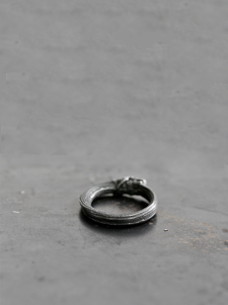 DETAJ <br>HAIR RING / BLACK