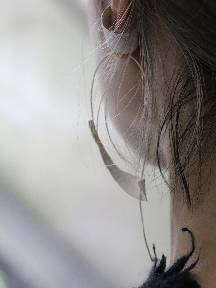 UMA WANG × DETAJ<br> VELVET EARRINGS / WHITE