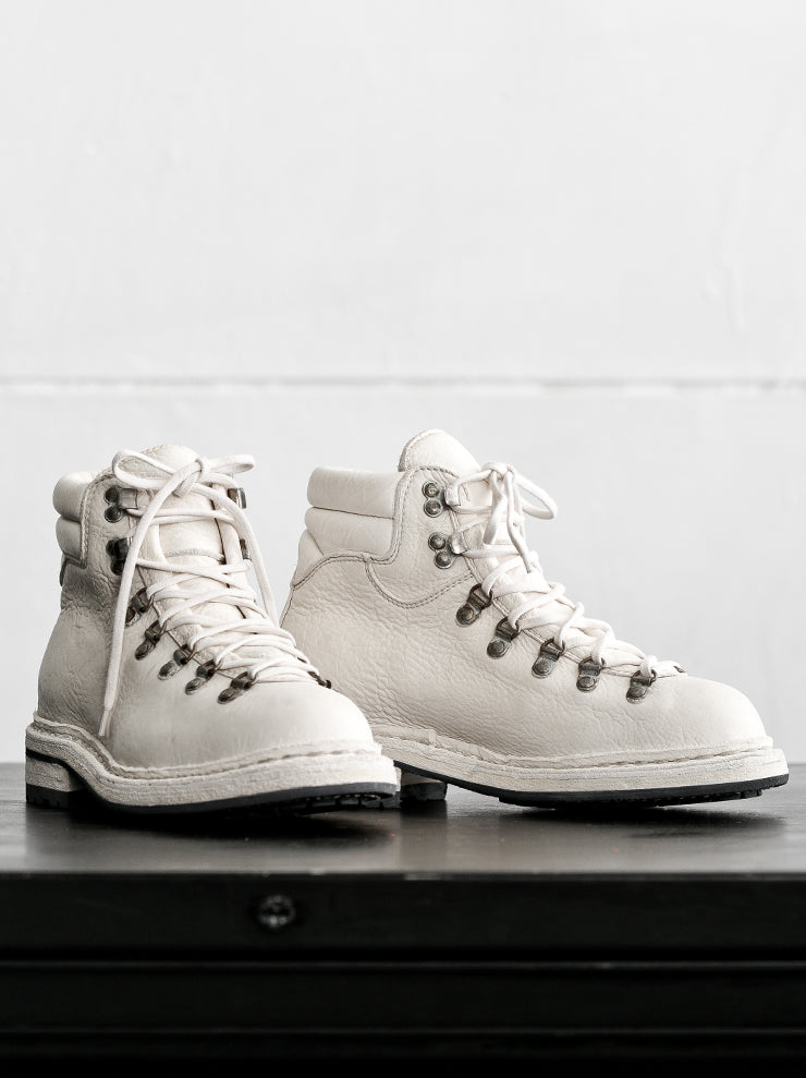 GUIDI<br />ウィメンズ ハイキングブーツ 19 WHITE CO00T / BISON FG