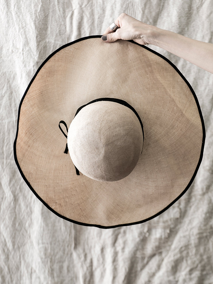 HORISAKI<br> SHELS015 Antique Paris Sisal Straw Hat NATURE