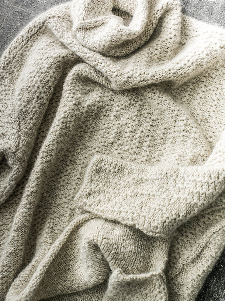 DANIEL ANDRESEN <br>Big chunky turtle knit ECRU