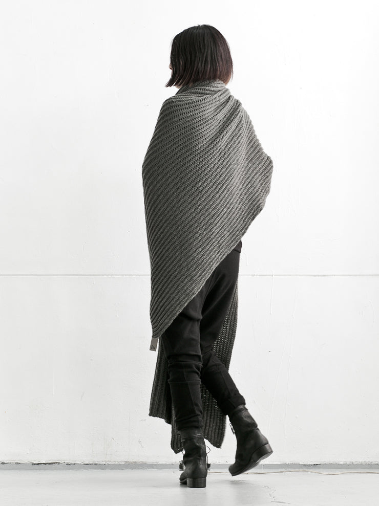 DANIEL ANDRESEN<br> AIRA Zip Stole MORO