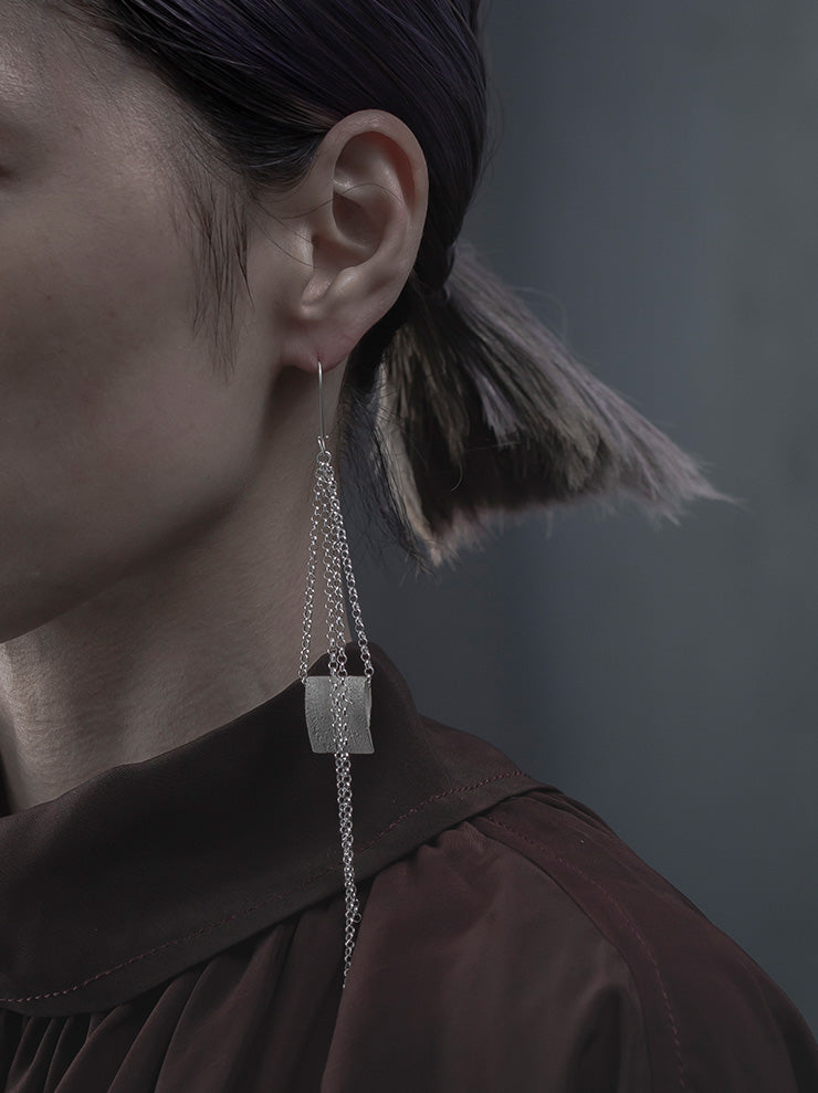 UMA WANG × DETAJ<br> CONCRETE SILVER EARRINGS / WHITE